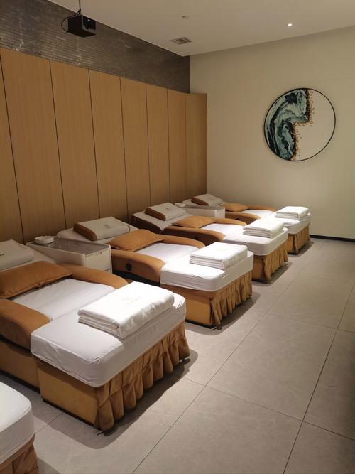 休闲一方武汉有什么服务_武汉哪里有服务好的休闲_武汉如何找特色服务